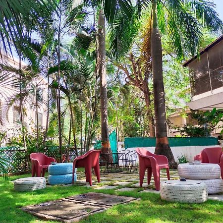 Hostel Lifespace- Twin Bungalow With Pods, Bunks, Private Rooms, Cowork & Cafe Pune Exteriör bild