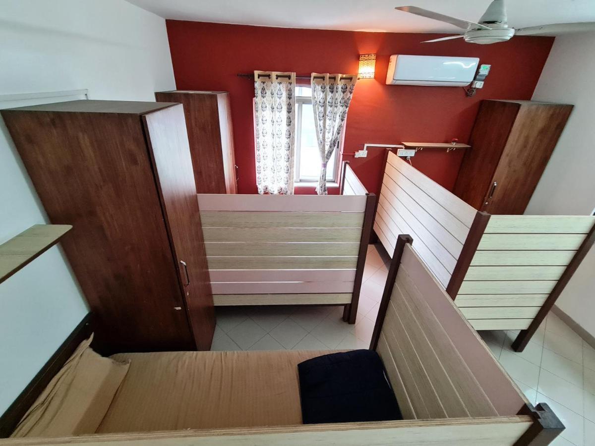 Hostel Lifespace- Twin Bungalow With Pods, Bunks, Private Rooms, Cowork & Cafe Pune Exteriör bild