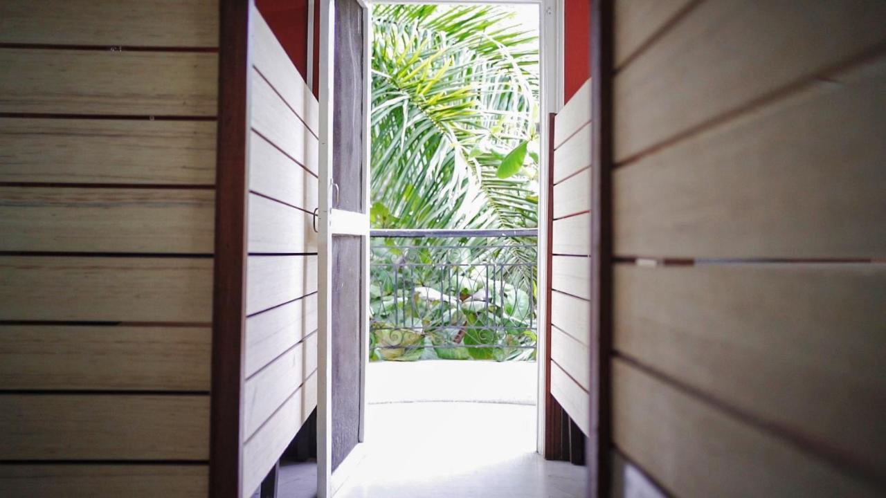 Hostel Lifespace- Twin Bungalow With Pods, Bunks, Private Rooms, Cowork & Cafe Pune Exteriör bild